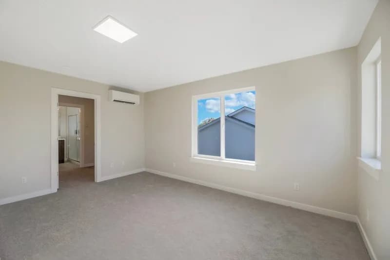 Gallery image 44-0